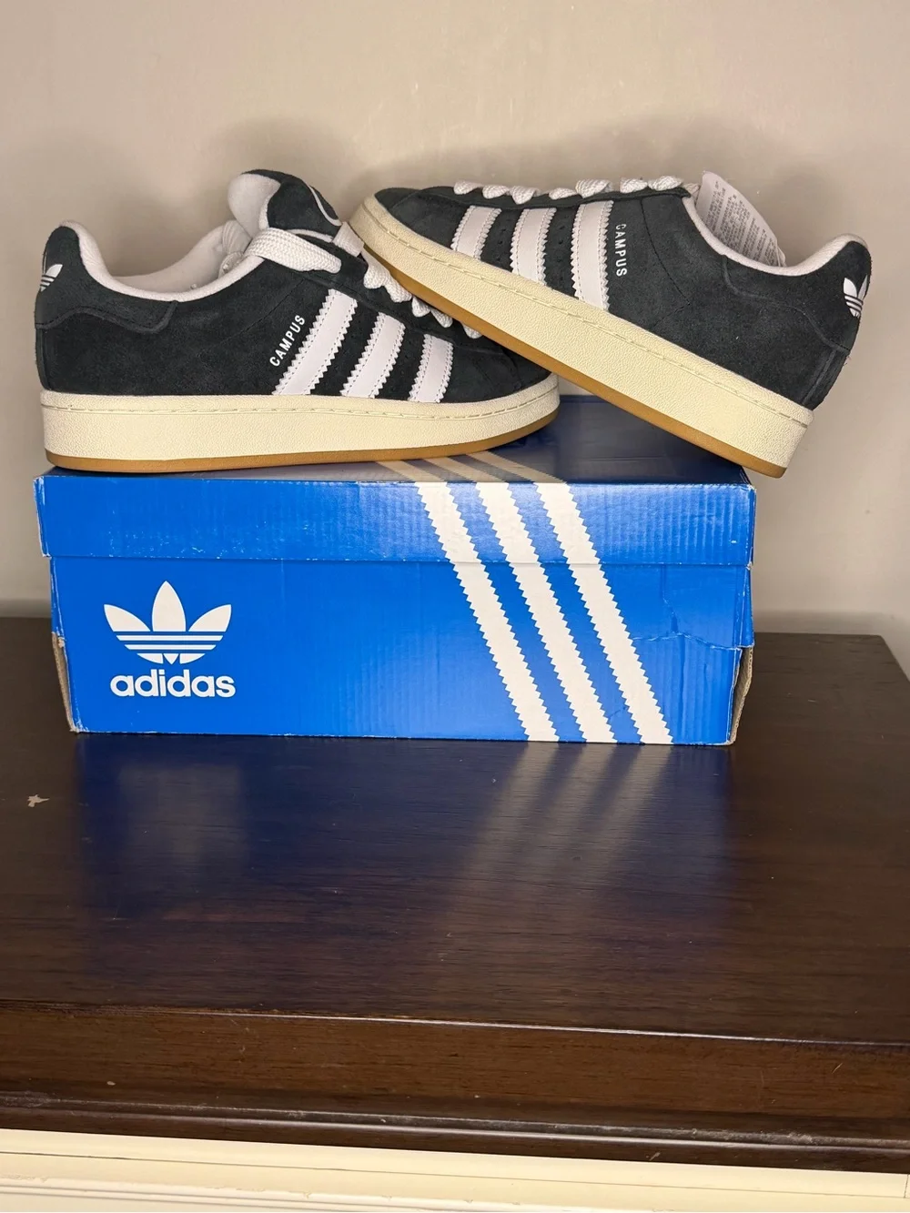 adidas Campus 00s